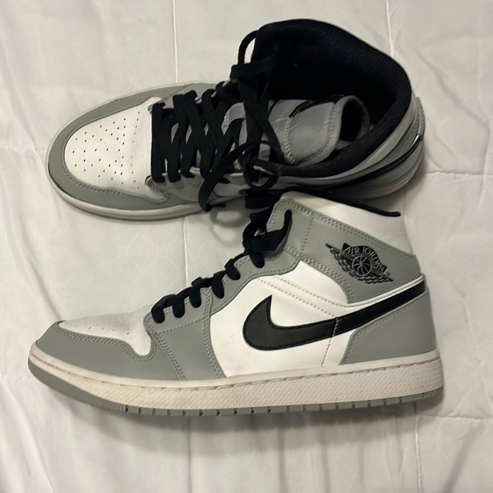 Mens Air jordan 1s Smoke grey size 9.5